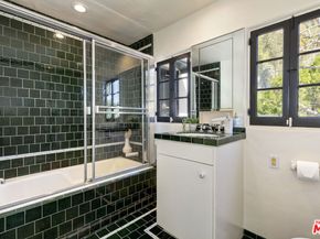 1701 Queens Court, Los Angeles CA 90069