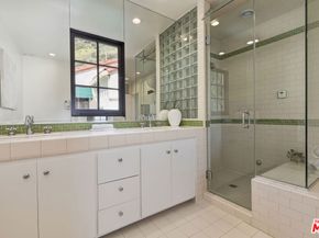 1701 Queens Court, Los Angeles CA 90069