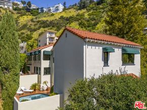 1701 Queens Court, Los Angeles CA 90069