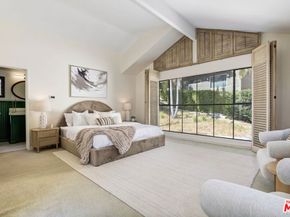 1701 Queens Court, Los Angeles CA 90069