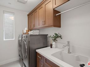 5850 Mcconnell Avenue 1, Playa Vista CA 90094