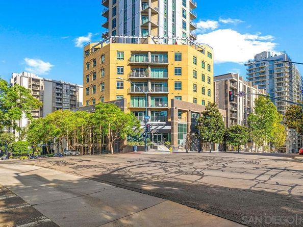801 Ash St 402, San Diego CA 92101