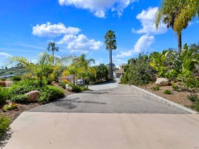 4390 Yuki Ln, Carlsbad CA 92008