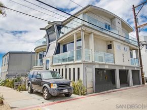 3786 Strandway 1, San Diego CA 92109