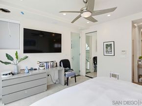 3786 Strandway 1, San Diego CA 92109