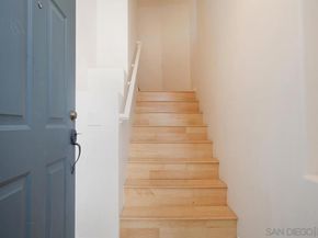 5558 Renaissance Ave 1, San Diego CA 92122