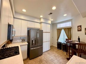 992 S Country Glen Way, Anaheim CA 92808