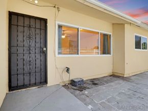 3095 L St., San Diego CA 92102