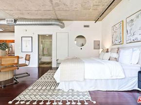 645 W 9th Street 342, Los Angeles CA 90015