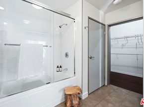 645 W 9th Street 342, Los Angeles CA 90015