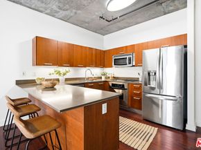 645 W 9th Street 342, Los Angeles CA 90015