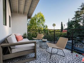 3850 Udell Court, Los Angeles CA 90027