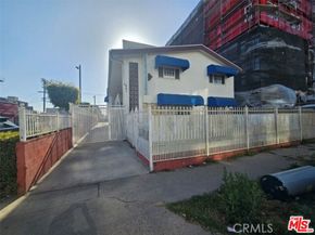 981 S Catalina Street, Los Angeles CA 90006