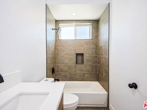 6455 Troost Avenue, North Hollywood CA 91606