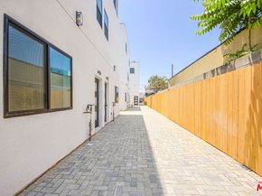 6455 Troost Avenue, North Hollywood CA 91606