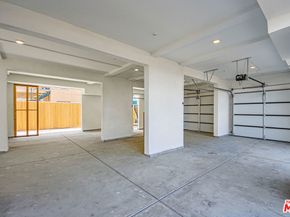 6455 Troost Avenue, North Hollywood CA 91606