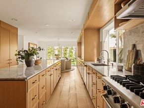 4626 Berryman Avenue, Culver City CA 90230