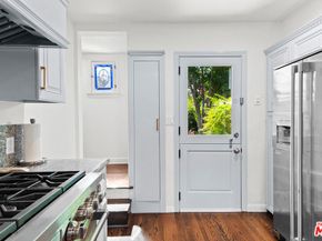 6626 Cahuenga Terrace, Los Angeles CA 90068