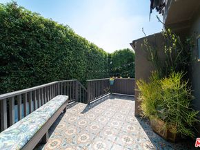 6626 Cahuenga Terrace, Los Angeles CA 90068
