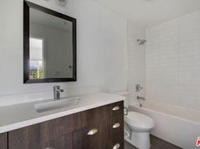 2974 Ripple Place 203, Los Angeles CA 90039