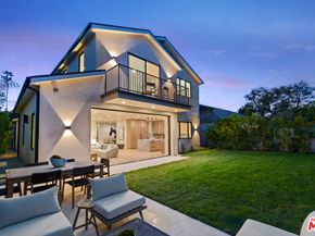 3364 Redwood Avenue, Los Angeles CA 90066