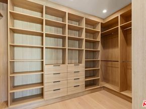 3364 Redwood Avenue, Los Angeles CA 90066