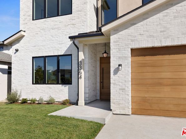 3364 Redwood Avenue, Los Angeles CA 90066