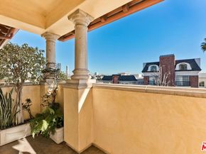 10617 Eastborne Avenue PH1, Los Angeles CA 90024