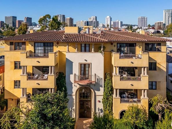 10617 Eastborne Avenue PH1, Los Angeles CA 90024