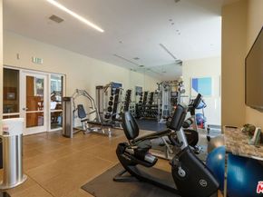 1705 Ocean Avenue 501, Santa Monica CA 90401