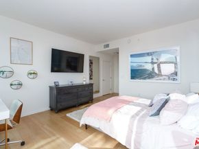 1705 Ocean Avenue 501, Santa Monica CA 90401