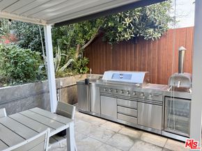 3539 Alana Drive, Sherman Oaks CA 91403