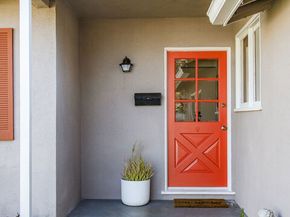 13130 Crewe Street, North Hollywood CA 91605