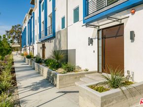 5845 David Avenue, Los Angeles CA 90034