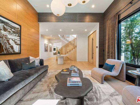 17228 Otsego Street, Encino CA 91316