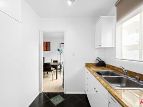 960 LARRABEE Street 116, West Hollywood CA 90069