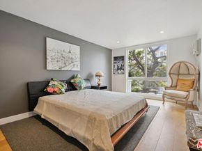 11687 Montana Avenue 101, Los Angeles CA 90049