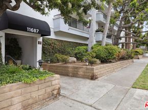 11687 Montana Avenue 101, Los Angeles CA 90049