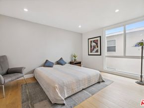 11687 Montana Avenue 101, Los Angeles CA 90049