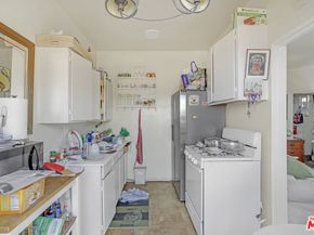 153 W Channel Road, Santa Monica CA 90402