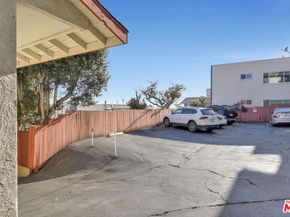 153 W Channel Road, Santa Monica CA 90402