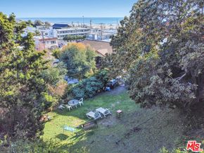 153 W Channel Road, Santa Monica CA 90402