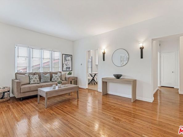 153 W Channel Road, Santa Monica CA 90402