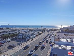 153 W Channel Road, Santa Monica CA 90402