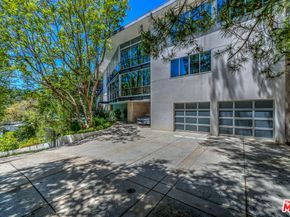 2207 Bowmont Drive, Beverly Hills CA 90210