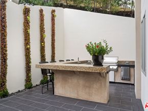 2207 Bowmont Drive, Beverly Hills CA 90210