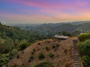 2207 Bowmont Drive, Beverly Hills CA 90210