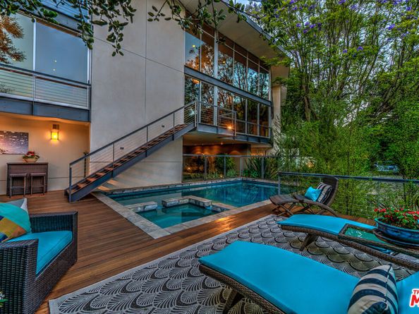 2207 Bowmont Drive, Beverly Hills CA 90210