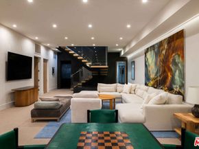 815 N Tigertail Road, Los Angeles CA 90049