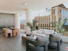 6250 Hollywood Boulevard 14A, Los Angeles CA 90028